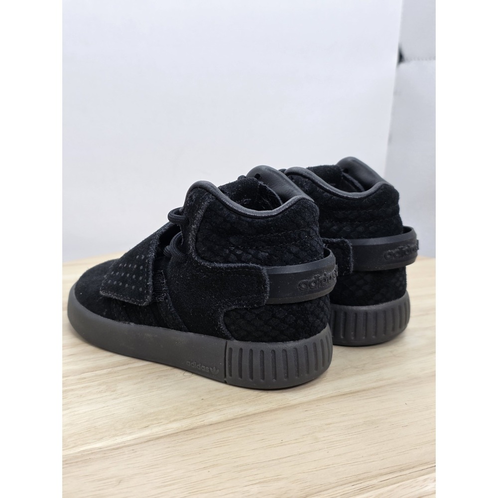 Little Kids 6K - Adidas Tubular Invader Strap Athletic Shoes Triple Black RARE - Picture 7 of 10